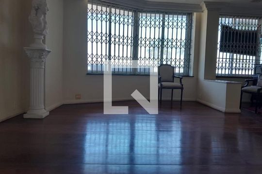 Sala de apartamento para alugar com 3 quartos, 129m² em Copacabana, Rio de Janeiro