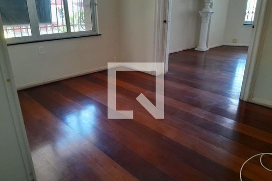 Sala de apartamento para alugar com 3 quartos, 129m² em Copacabana, Rio de Janeiro