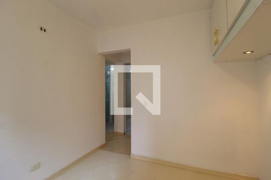 Quarto 1 de apartamento para alugar com 2 quartos, 74m² em Vila Uberabinha, São Paulo