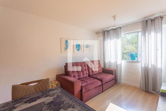 Sala  de apartamento à venda com 3 quartos, 69m² em Jardim Vilas Boas, São Paulo