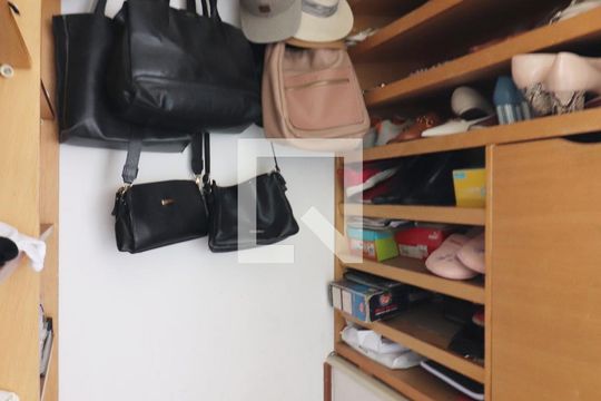 Quarto 1 - Suíte Closet de casa de condomínio para alugar com 3 quartos, 120m² em Demarchi, São Bernardo do Campo
