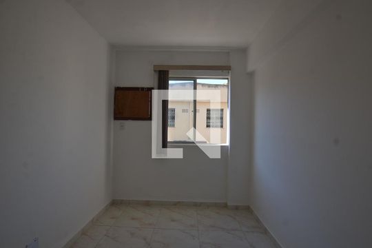 Quarto 1 de apartamento para alugar com 2 quartos, 60m² em Praça Seca, Rio de Janeiro