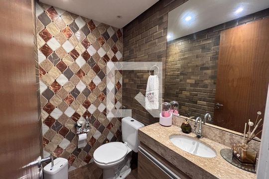 Lavabo de casa de condomínio para alugar com 3 quartos, 84m² em Vargem Grande, Rio de Janeiro