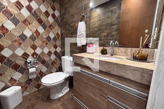 Lavabo de casa de condomínio para alugar com 3 quartos, 84m² em Vargem Grande, Rio de Janeiro