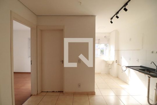 Cozinha  de apartamento para alugar com 2 quartos, 48m² em Jardim Florestan Fernandes, Ribeirão Preto
