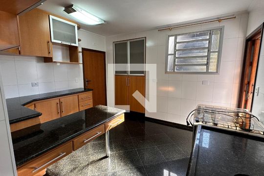 Apartamento para alugar com 2 quartos, 101m² em Santo Amaro, São Paulo