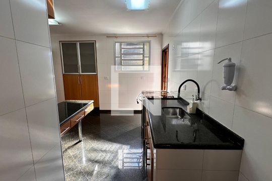Apartamento para alugar com 2 quartos, 101m² em Santo Amaro, São Paulo