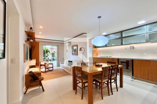 Sala de Jantar de apartamento à venda com 1 quarto, 74m² em Lagoa, Rio de Janeiro