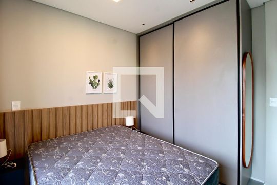 Quarto de apartamento para alugar com 1 quarto, 53m² em Bigorrilho, Curitiba
