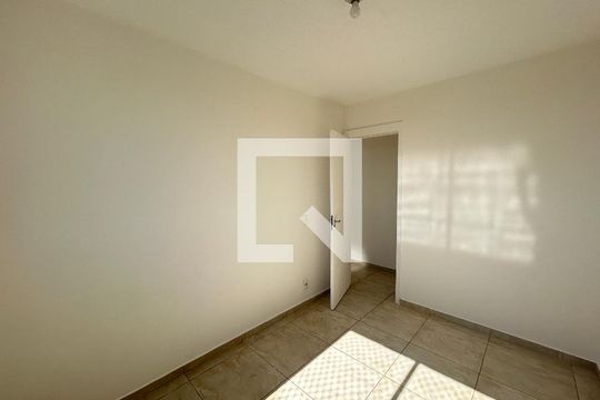 Quarto 1 de apartamento para alugar com 2 quartos, 50m² em Madureira, Rio de Janeiro