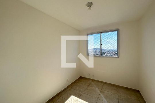 Quarto 1 de apartamento para alugar com 2 quartos, 50m² em Madureira, Rio de Janeiro
