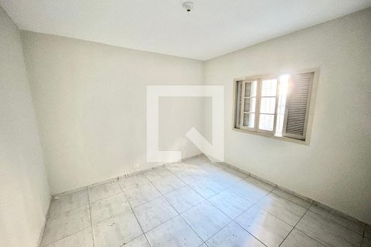 Quarto 1 de casa para alugar com 3 quartos, 90m² em Vila Bancaria Munhoz, São Paulo