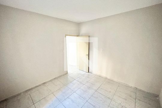 Quarto 1 de casa para alugar com 3 quartos, 90m² em Vila Bancaria Munhoz, São Paulo