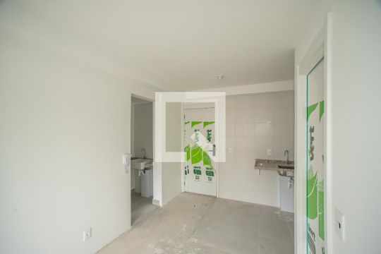 Sala/Cozinha de kitnet/studio à venda com 2 quartos, 37m² em Chácara Inglesa, São Paulo