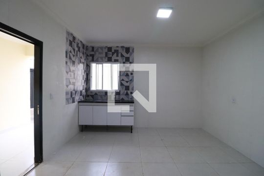 Cozinha  de casa para alugar com 2 quartos, 150m² em Vila Elisa, Ribeirão Preto