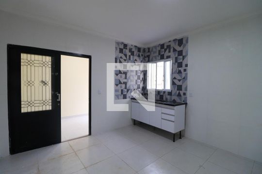 Cozinha  de casa para alugar com 2 quartos, 150m² em Vila Elisa, Ribeirão Preto
