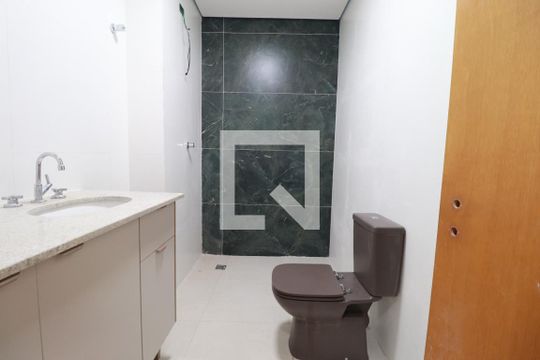 Banheiro  de casa para alugar com 2 quartos, 150m² em Vila Elisa, Ribeirão Preto