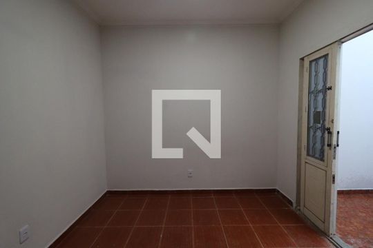 Suite  de casa para alugar com 2 quartos, 100m² em Vila Elisa, Ribeirão Preto