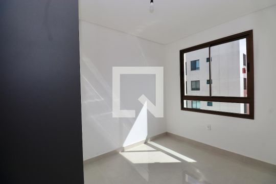 Quarto 1 de apartamento para alugar com 2 quartos, 69m² em Brotas, Salvador