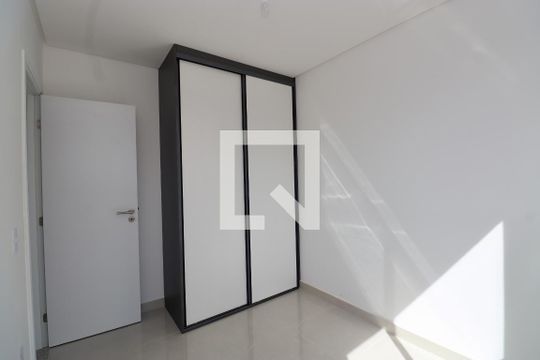 Quarto 2 de apartamento para alugar com 2 quartos, 69m² em Brotas, Salvador