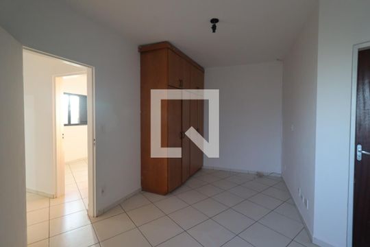 Suíte de apartamento para alugar com 2 quartos, 70m² em Vila Tiberio, Ribeirão Preto
