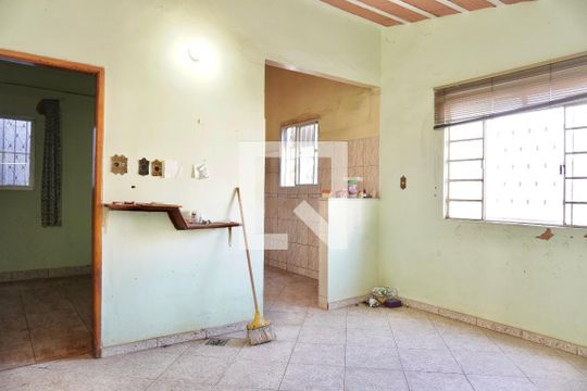 Copa de casa à venda com 3 quartos, 400m² em Sagrada Família, Belo Horizonte