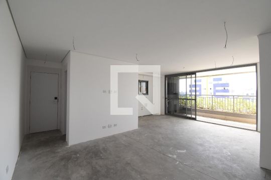 Sala e Cozinha de apartamento à venda com 3 quartos, 137m² em Centro, Curitiba