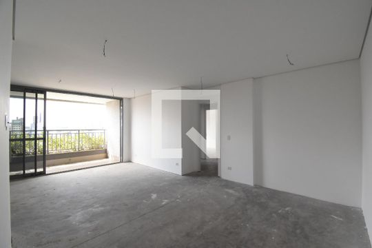 Sala e Cozinha de apartamento à venda com 3 quartos, 137m² em Centro, Curitiba