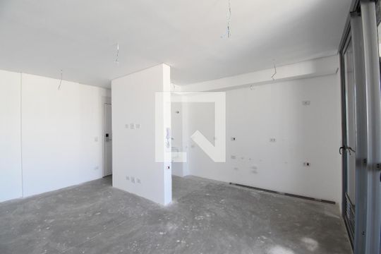Sala e Cozinha de apartamento à venda com 2 quartos, 95m² em Centro, Curitiba