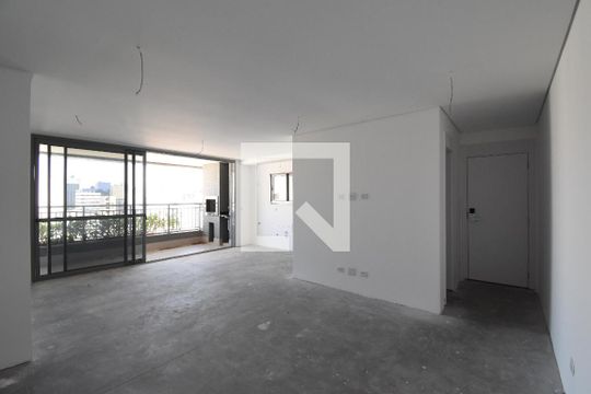 Sala e Cozinha de apartamento à venda com 3 quartos, 155m² em Centro, Curitiba