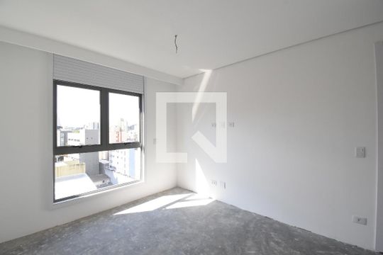Suíte de apartamento à venda com 3 quartos, 155m² em Centro, Curitiba
