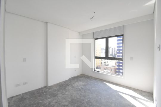 Suíte de apartamento à venda com 3 quartos, 157m² em Centro, Curitiba