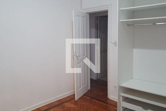 Quarto de apartamento para alugar com 3 quartos, 98m² em Rio Comprido, Rio de Janeiro