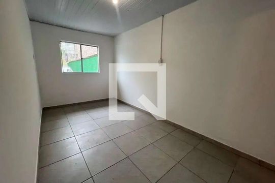 Quarto 1 de casa para alugar com 4 quartos, 160m² em Barreiros, São José