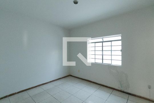 Quarto 2 de casa para alugar com 3 quartos, 120m² em Candelária, Belo Horizonte