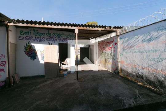 Vista do Quarto de casa para alugar com 3 quartos, 120m² em Candelária, Belo Horizonte