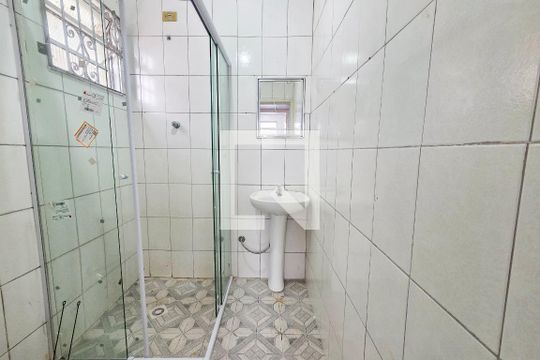 Banheiro 2 de casa para alugar com 1 quarto, 50m² em Vila Caiçara, Praia Grande