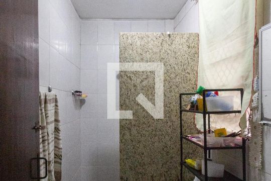 banheiro de casa para alugar com 1 quarto, 120m² em Jardim Leblon, Guarulhos