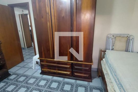 Quarto de apartamento para alugar com 2 quartos, 96m² em Vila Caiçara, Praia Grande