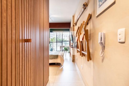 Sala/Quarto de kitnet/studio para alugar com 1 quarto, 26m² em Pompeia, São Paulo