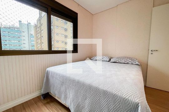 Quarto 1 de apartamento para alugar com 3 quartos, 120m² em Auxiliadora, Porto Alegre