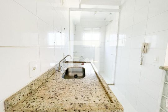 Sala / cozinha de apartamento à venda com 2 quartos, 43m² em Parque Nações Unidas, São Paulo