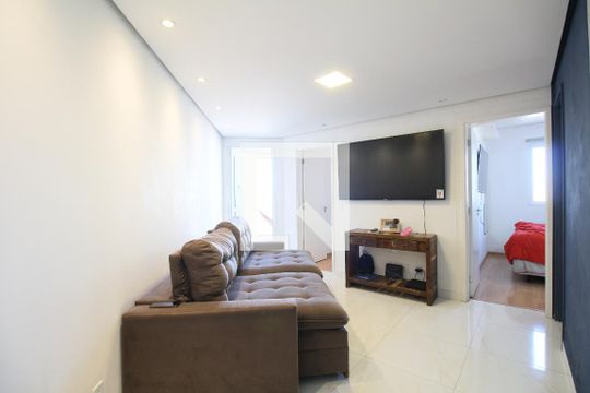 Apartamento para alugar com 2 quartos, 50m² em Jardim Monte Alegre, Taboão da Serra