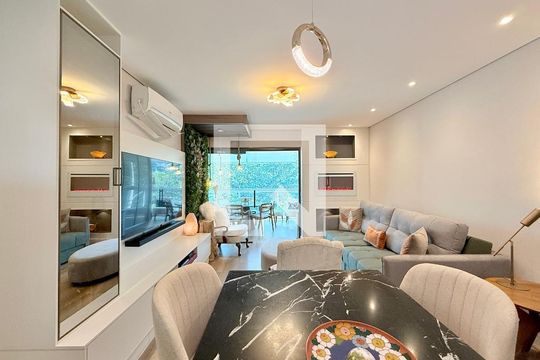 Sala  de apartamento à venda com 2 quartos, 87m² em Santo Amaro, São Paulo