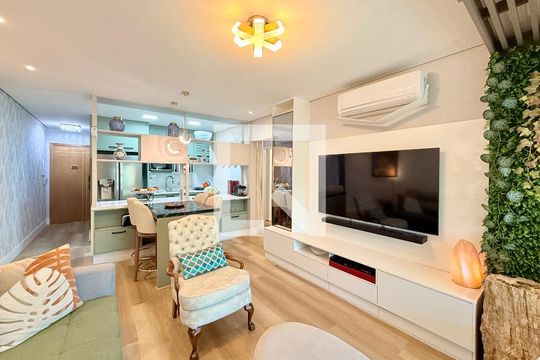 Sala de apartamento à venda com 2 quartos, 87m² em Santo Amaro, São Paulo