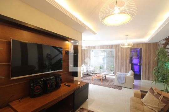 Sala 1 de casa à venda com 3 quartos, 424m² em Anil, Rio de Janeiro