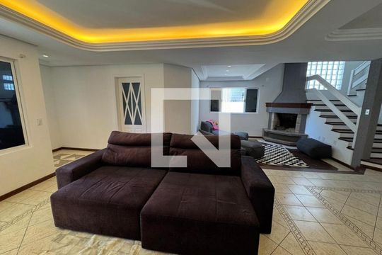 Sala de casa para alugar com 3 quartos, 311m² em Jurerê, Florianópolis
