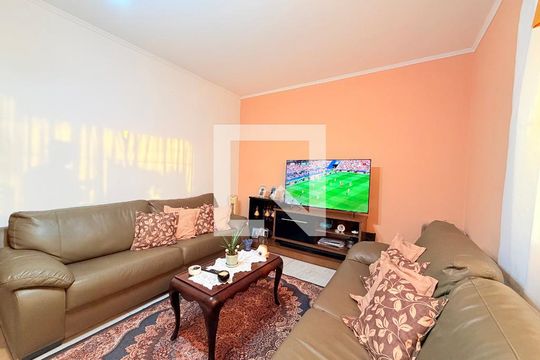 Casa à venda com 3 quartos, 260m² em Jardim Vaz de Lima, São Paulo