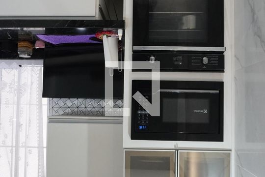 Casa à venda com 3 quartos, 158m² em Jardim Helena, São Paulo