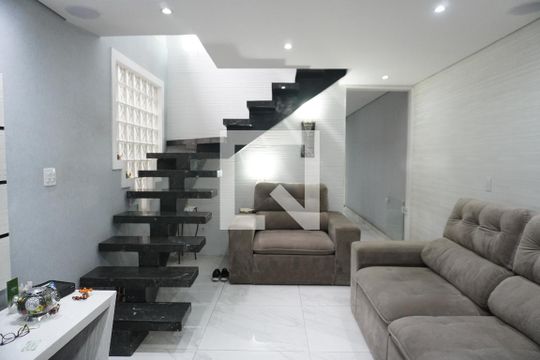 Casa à venda com 3 quartos, 158m² em Jardim Helena, São Paulo